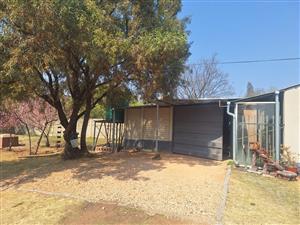 1-Bedroom Home with Borehole on a Large Stand