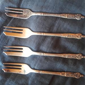 Apostle cake forks 