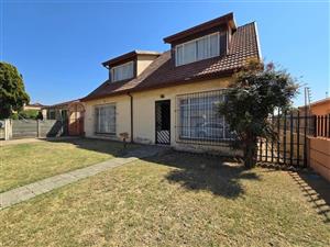 House For Sale in South Hills