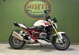 2015 BMW  R1200R