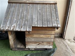 Wooden dog house kennel