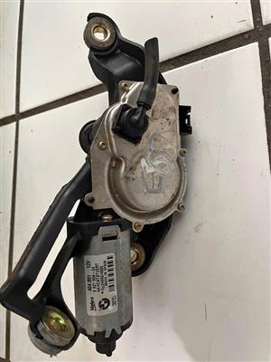 BMW E81 E87 1 series REAR WINDOW WINDSCREEN WIPER MOTOR