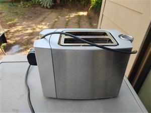 Household appliances items fan & toaster 