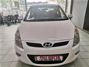 2011 HYUNDAI I20 1.6 MANUAL