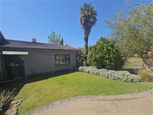 House For Sale in Ladybrand