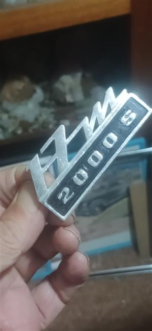 Ford 17M 2000S, name badge