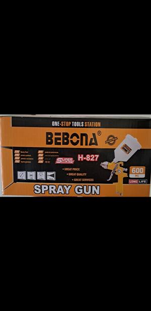 Ryobi 1.5HP 6L Oil-free Compressor  + Spray Gun