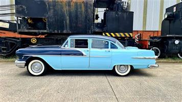 1956 Pontiac Star Chief