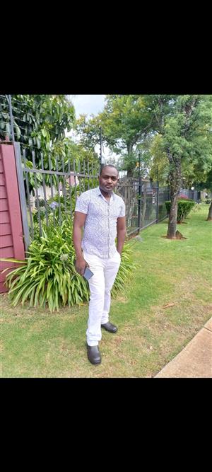 Driver /gardening/ job seeker 