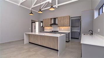 BRAND-NEW 3 BEDROOM HOME IN OUTENIQUASBOSCH WILDLIFE VILLAGE 