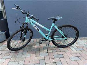 Icon 26" Girls Bicycle