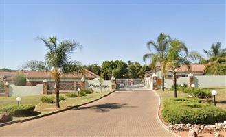 Townhouse Rental Monthly in Moreleta Park