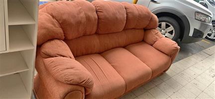 Couch  280 Steve Biko road  Gezina  PTA Wattsup