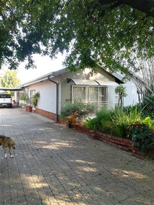 Lovely house for sale in Pretoria North