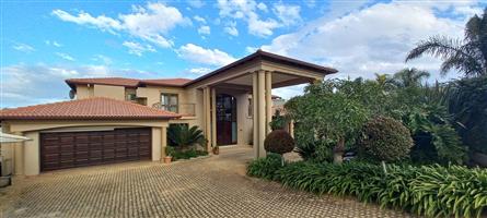 House For Sale in Hartenbos Heuwels