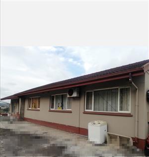 Spacious Home, Shallcross