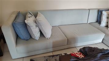 Couch set