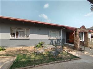 House For Sale in Nelspruit Town