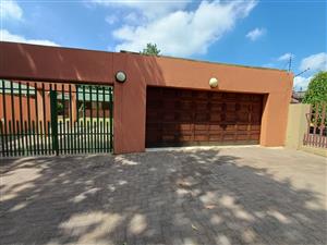 Big Family Home In Sasolburg Up For Grabs.