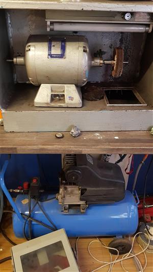 polishing machine with vacuum dust collection unit.