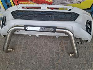 TOYOTA HILUX GD6 FRONT BUMPER AND NUDGE BAR FOR SALE