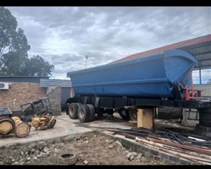 FOR SALE: 2008 SATB 2-AXLE SIDE DUMPER TRAILER