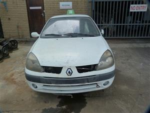 Renault Clio II 1.4 16V Manual White - 2005 STRIPPING FOR SPARES