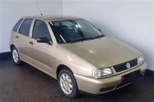 2001 VOLKSWAGEN Polo PLAYA 1.4