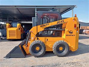 New Giant JC45 skidsteers for sale at Mad Farmer SA