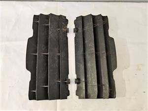 KTM RADIATOR LOUVERS