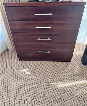 Solid wood Mahogany storage unit with 4 Drawers 
