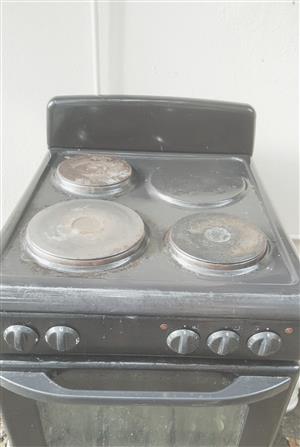 Defy 3 solid plate stove