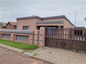 House Rental Monthly in Botleng