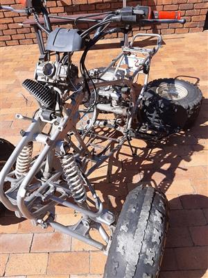 Yamaha Warrior 350 Stripped for spares.