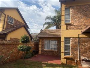 Cluster For Sale in Glen Marais