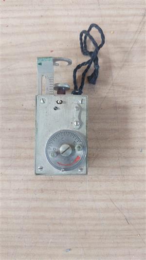 Swiss Vintage Fotoski Clockwork Auto - Declancheur Self Timer 