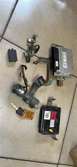 Hyundai Tucson GLS 2.0 Lockset For Sale @Circle 7 Used Parts Call or WhatsApp