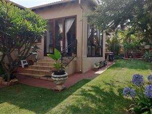 3 Bedroom Townhouse for Sale in Chancliff Ridge