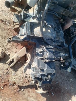S 5-2 man gearbox Do824 for sale