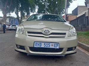 2005 Toyota Verso 1.6 Manual Petrol Gold Color, 105000kms
