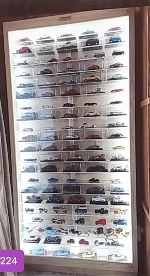 Display Cabinets
A grade