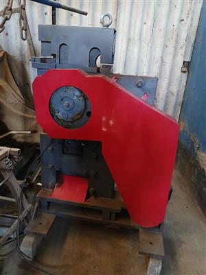 Steel Iron Bar Cutting Machine