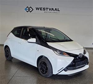2017 TOYOTA AYGO 1.0 X- PLAY (5DR)