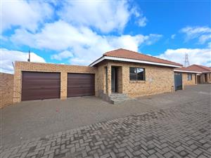 Townhouse For Sale in Cassandra