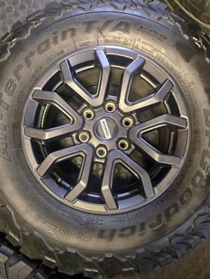 Ford Raptor original mags with fairly new 285 70 17 BF Goodrich AT KO2 set 