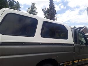 White bakkie canopy for sale. 8000 or make an offer