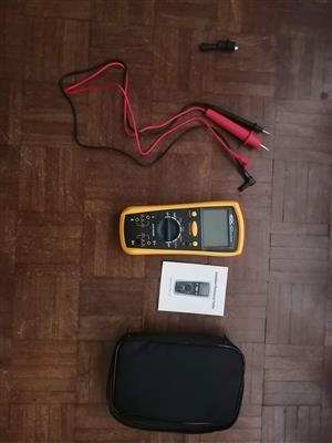 ACDC Digital Insulation Tester – Model IT811A