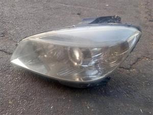 2007 - 2010 MERCEDES BENZ W204 C CLASS SEDAN HEADLIGHT LEFT HAND SIDE 