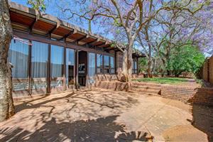 House For Sale in Muckleneuk