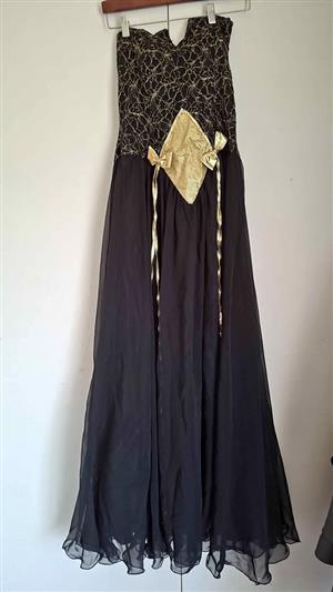 Vintage St. Lorient Haute Couture Evening Gown